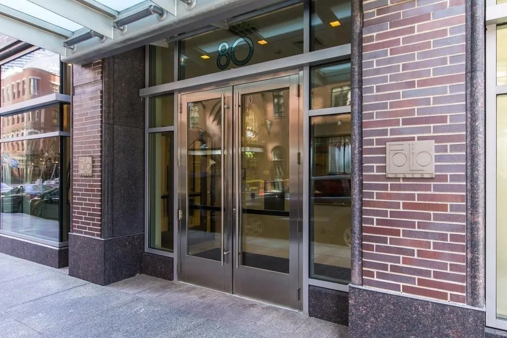 80 Broad St Valet Parking Space, Waterfront