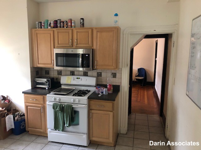 139 College Ave, Tufts