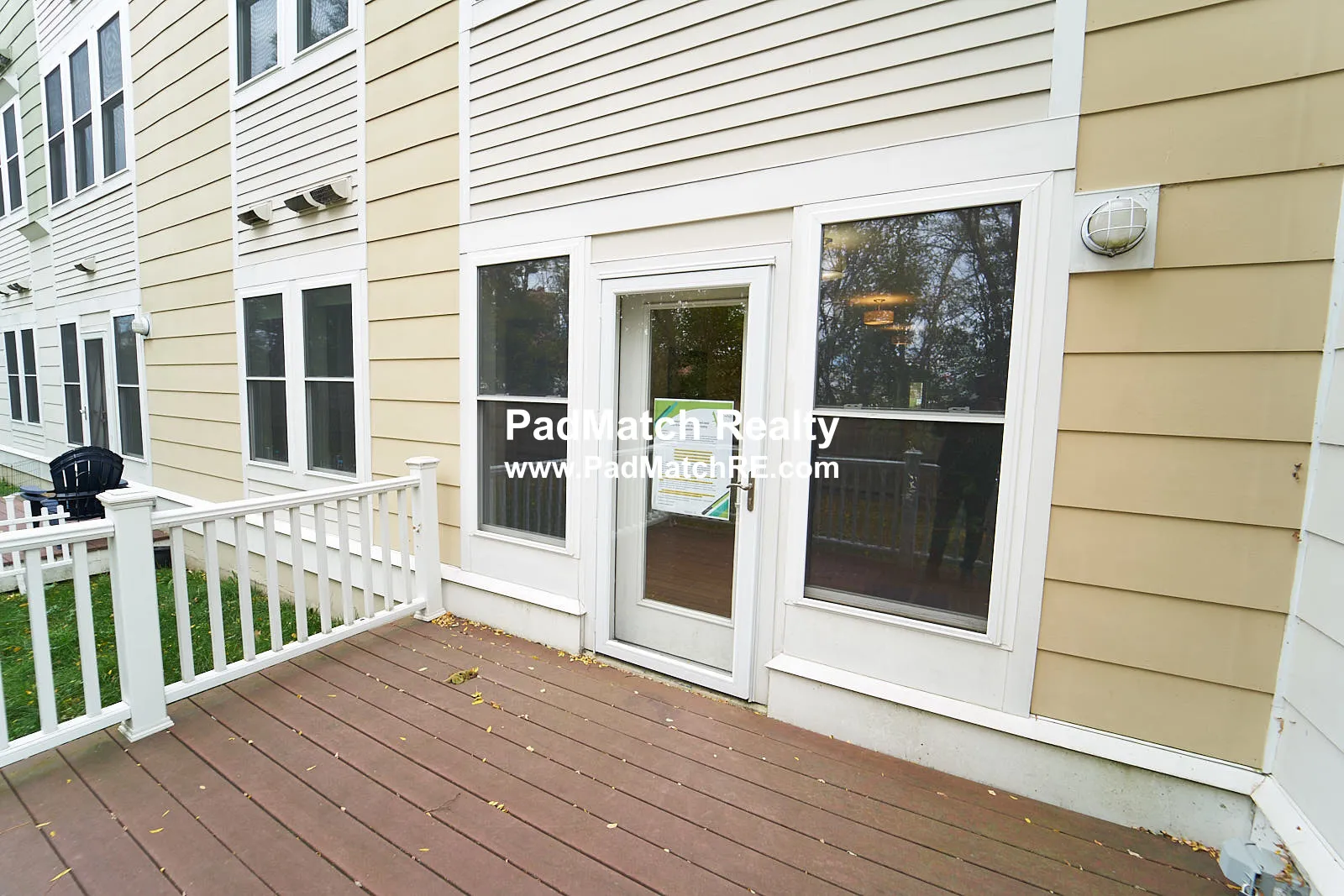 87 New St, Neighborhood Nine