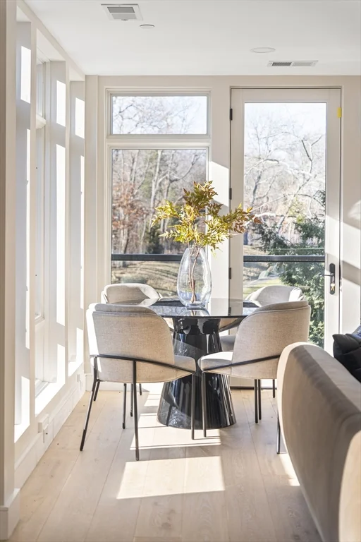 20 Kinmonth Rd, Newton