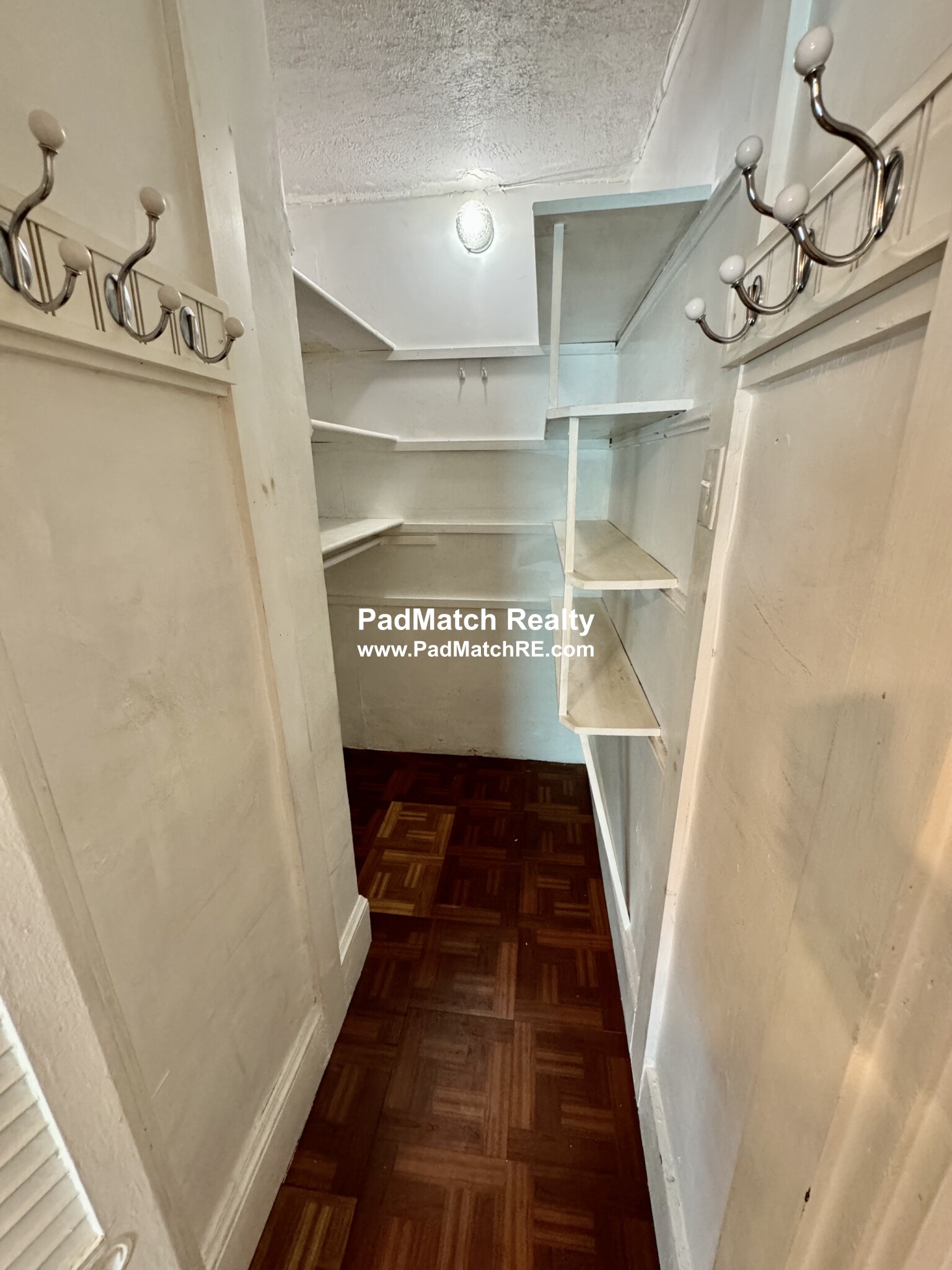 1024 North Shore Rd, Revere