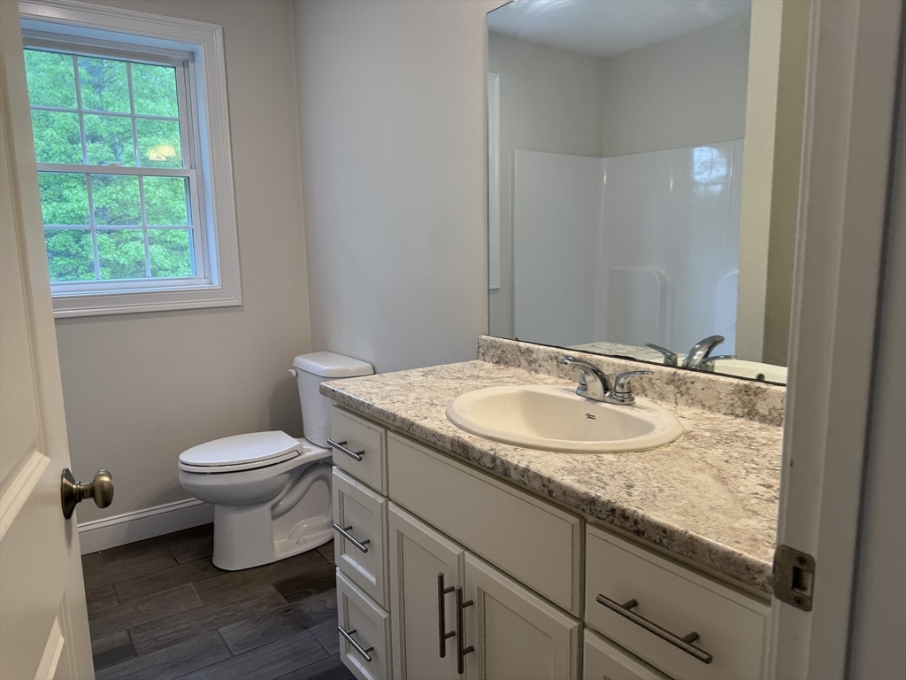 59 Wenham Rd, Carver