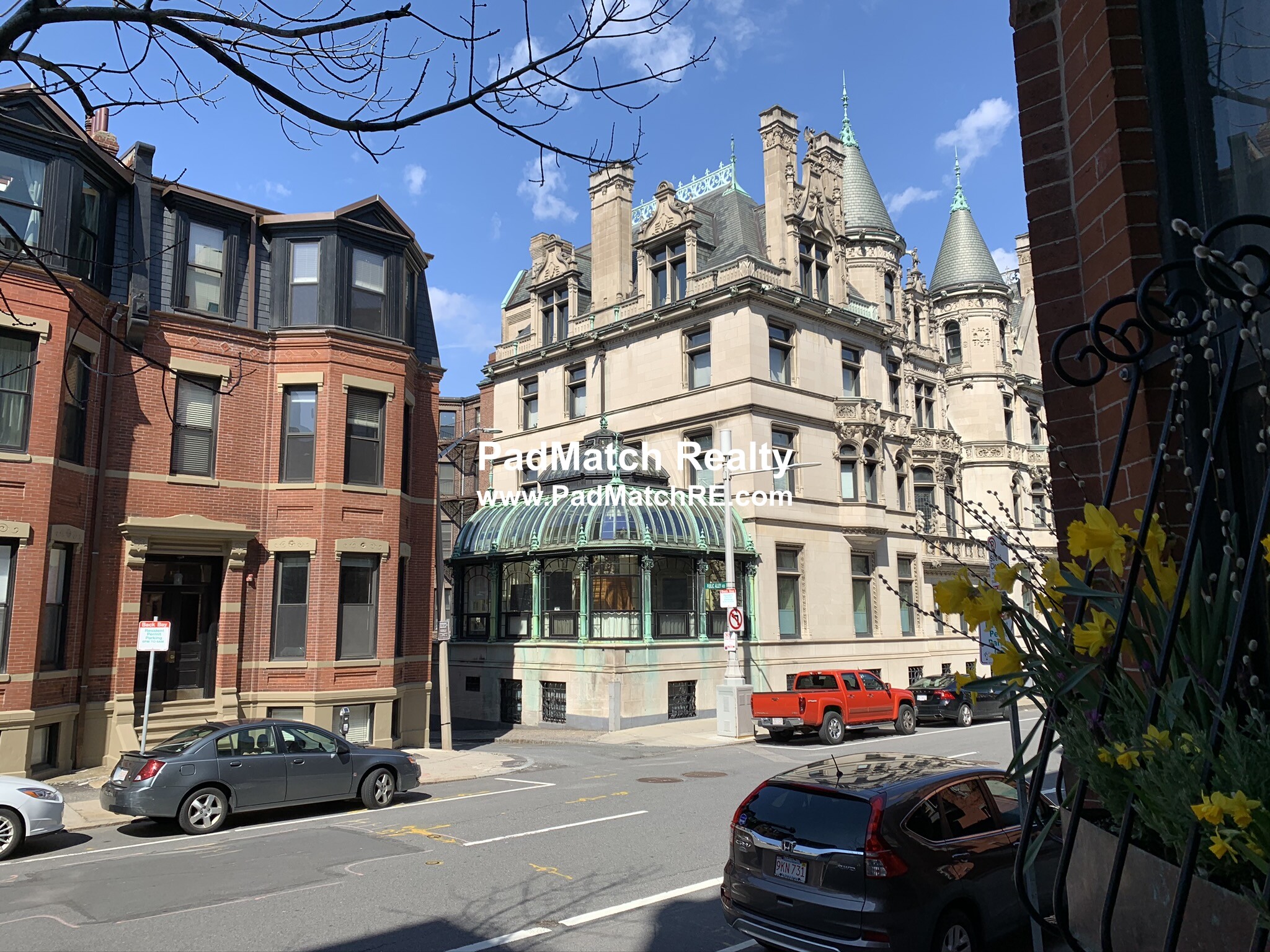 48 Hereford St, Back Bay