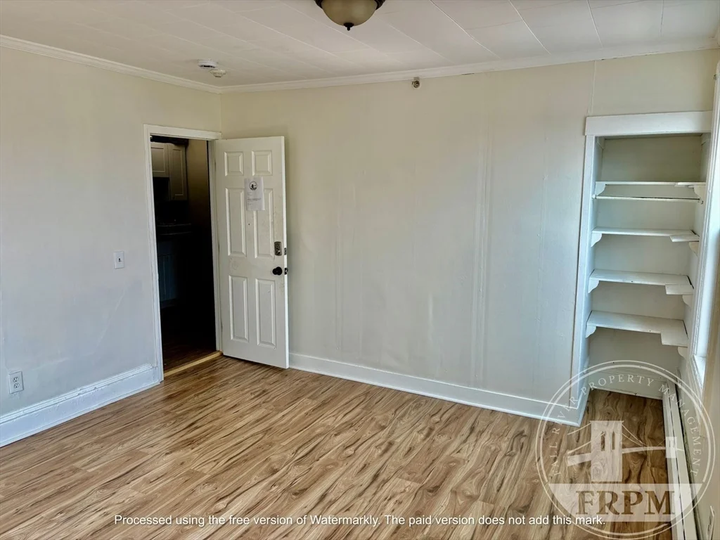 197 Rodman St, Fall River