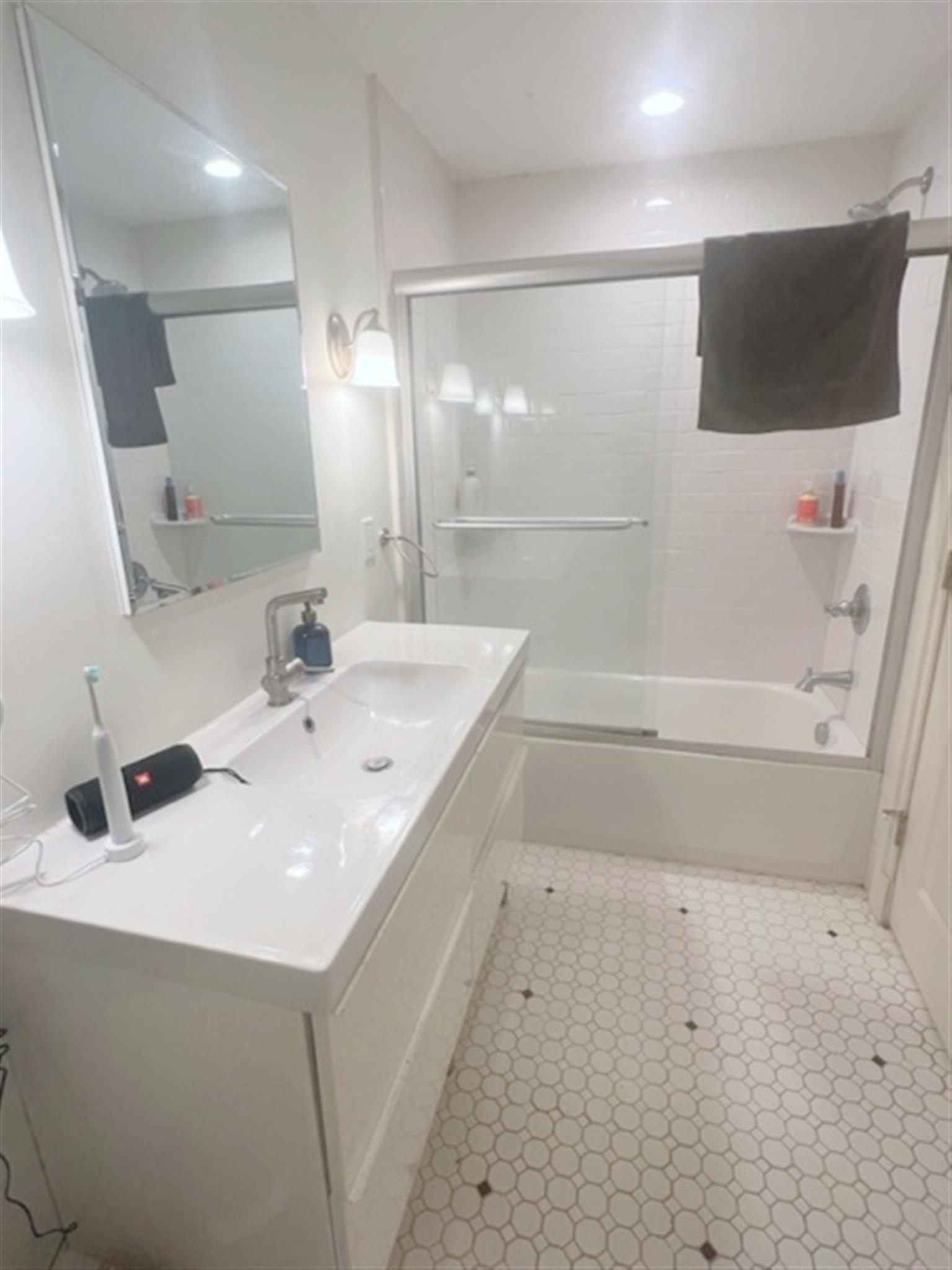 50 Spring St, East Cambridge