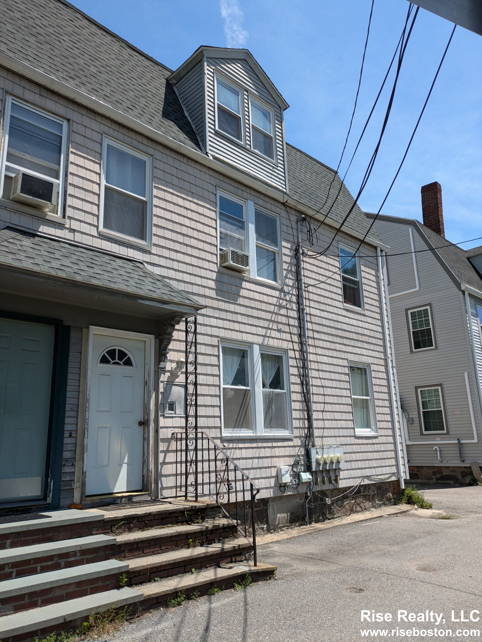 7 High Street Pl, Brookline