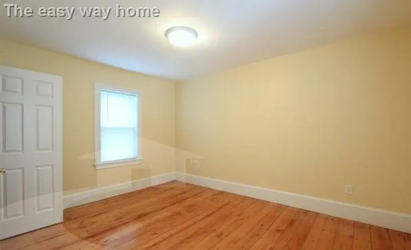 6 White Street Pl, North Cambridge