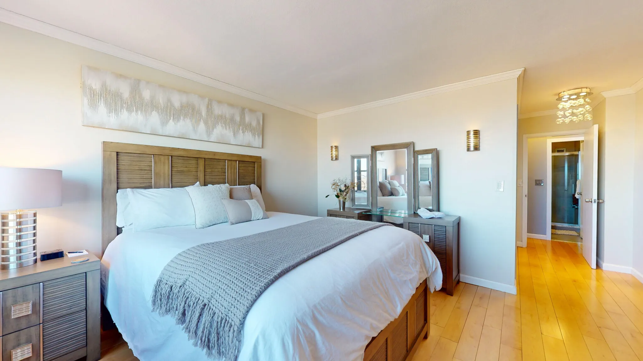 8 Whittier Pl, West End