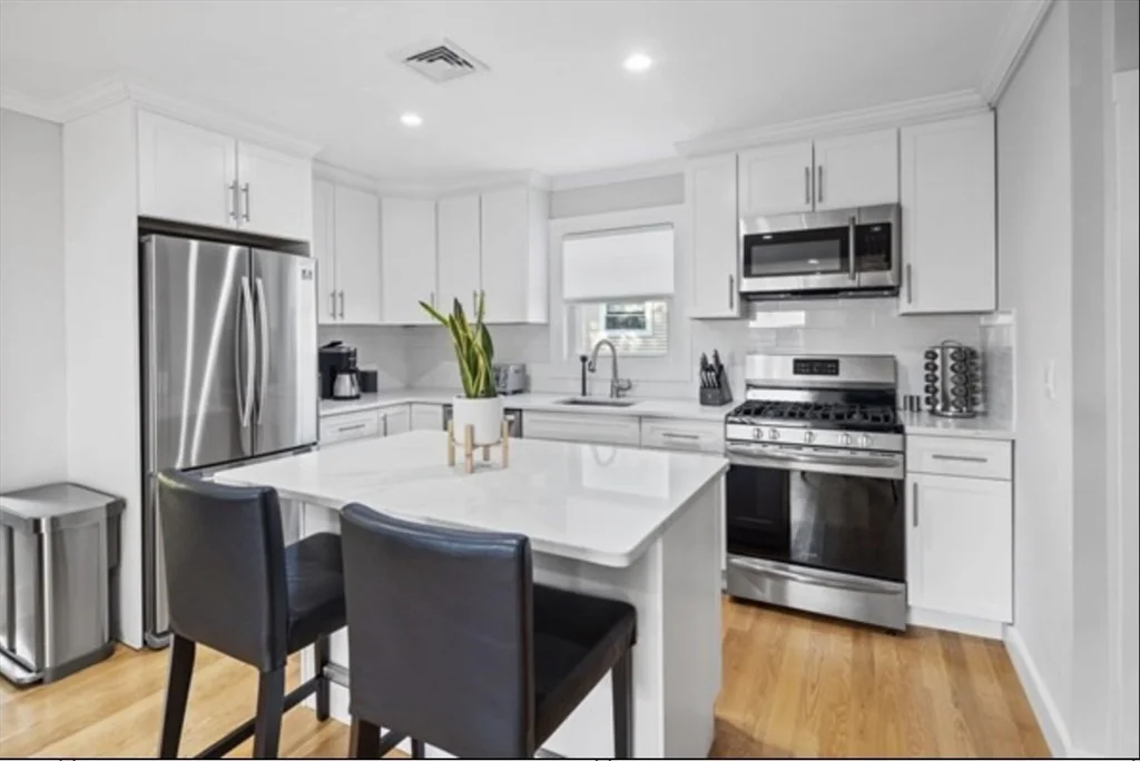 14 Everett St, Tufts University