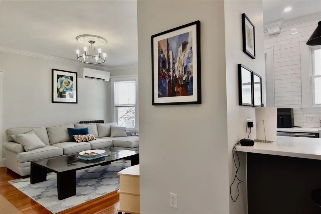 14 Castle Rock St, Dorchester