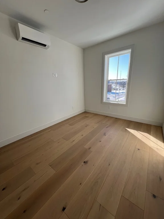 105 Sea St, Quincy