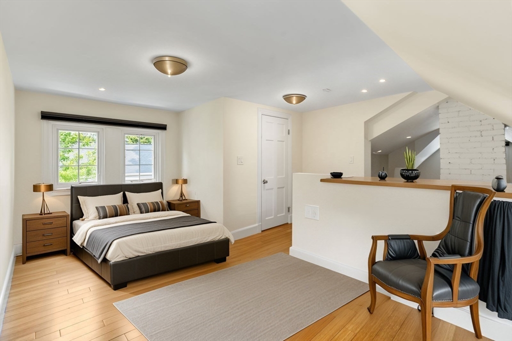 9 Kenway St, West Cambridge