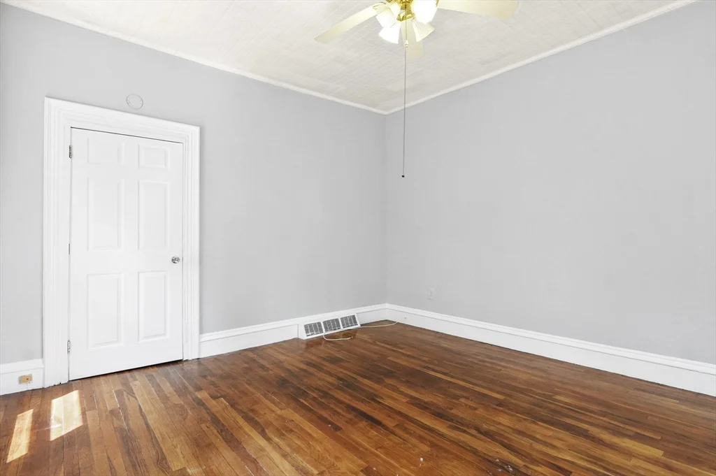 132 Bartlett, Lowell