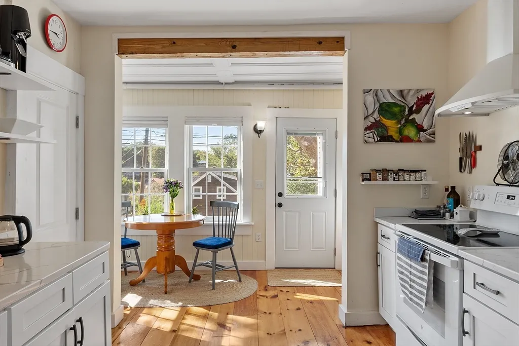 1101 Washington St, Lanesville