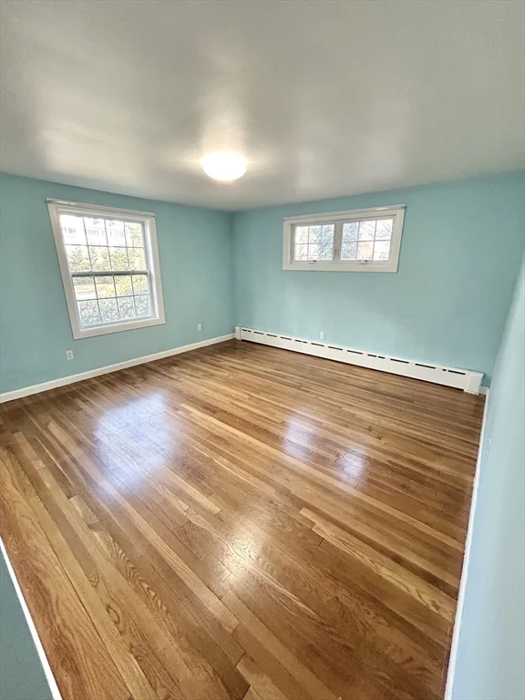 75 Marlboro Rd, Southborough