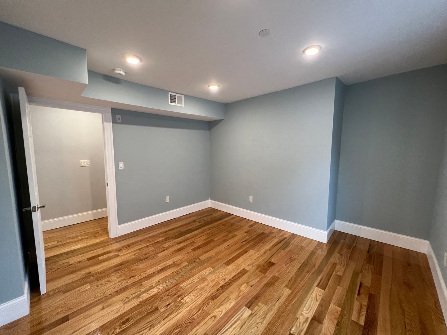 158 Morrison Ave, Powder House Square