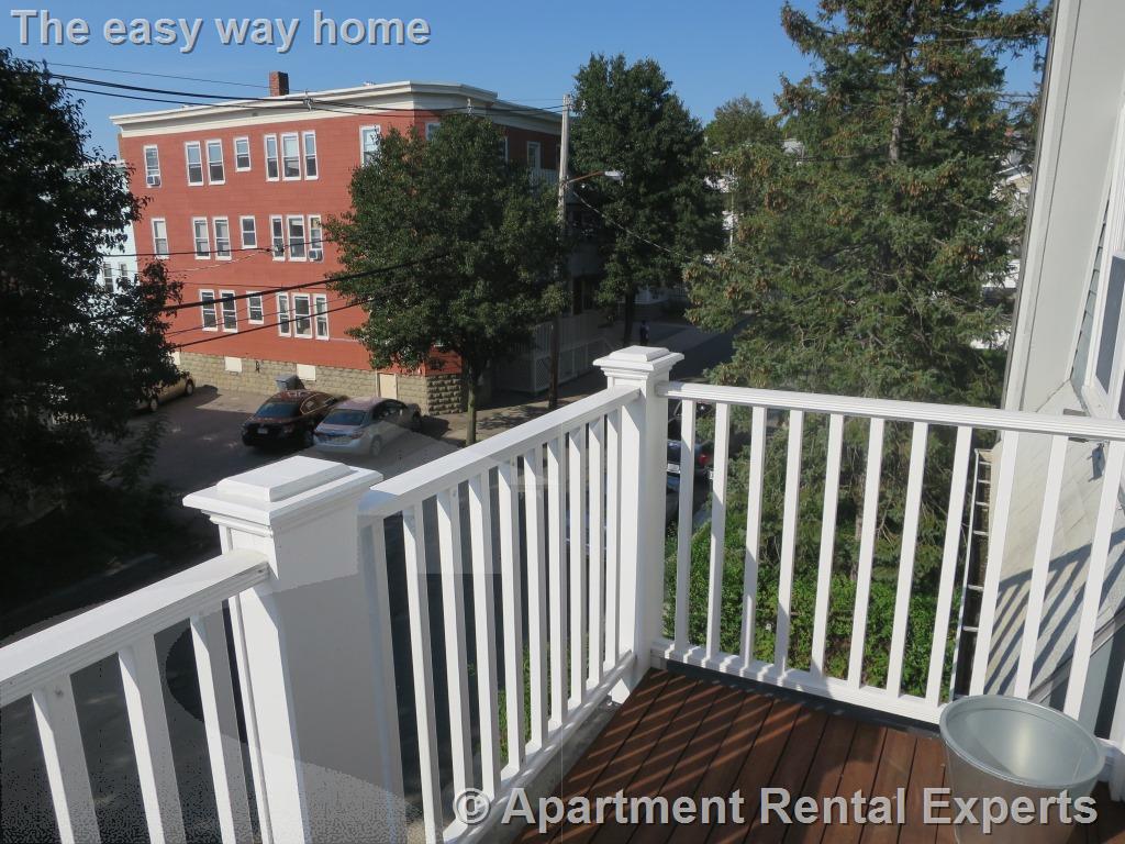 23 Lowell St, Porter Square