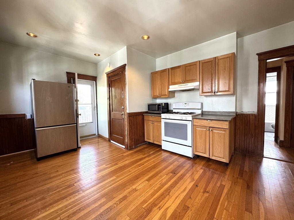 18 Saint Peter St, Boston