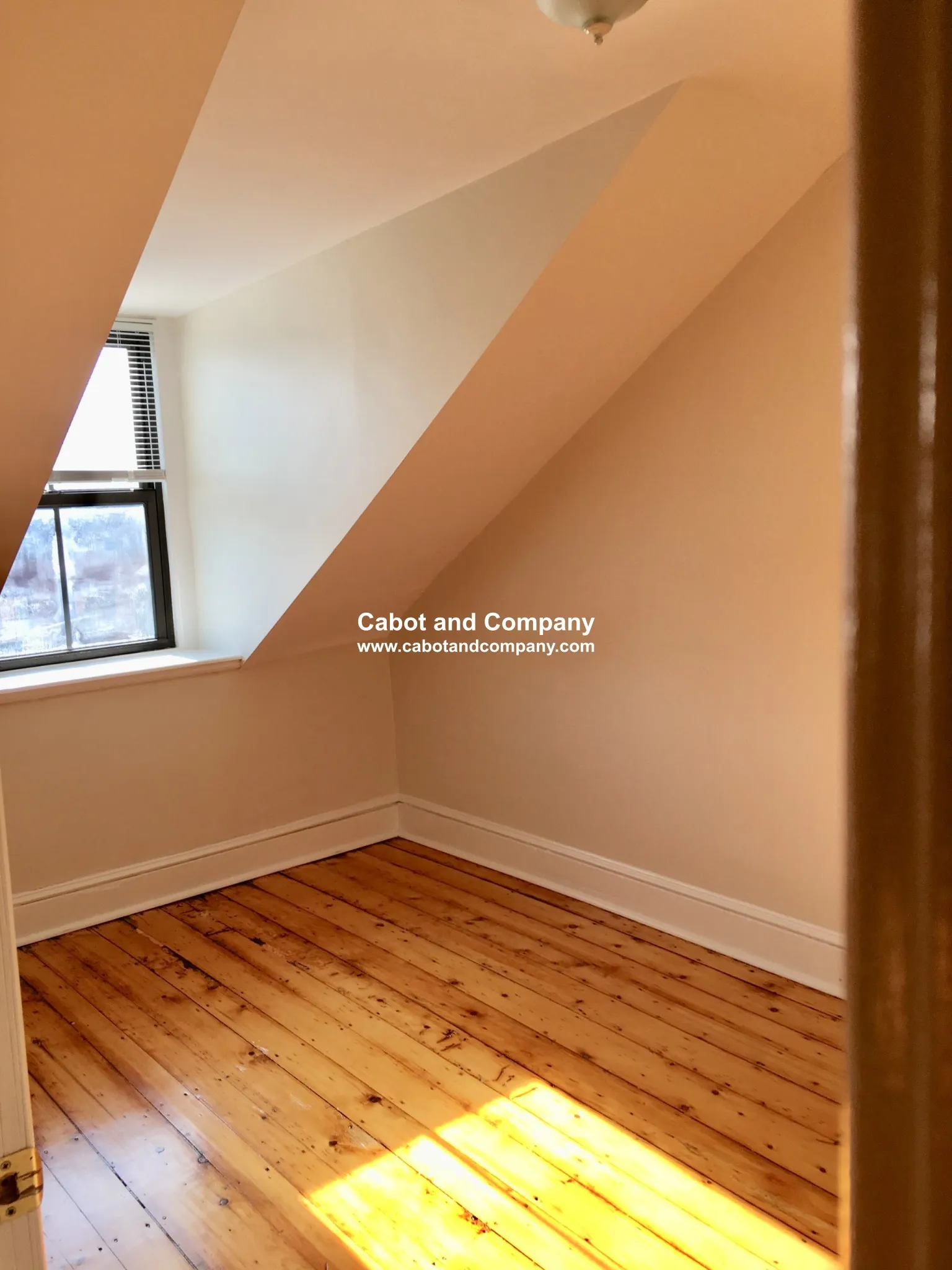 614 Massachusetts Ave, South End