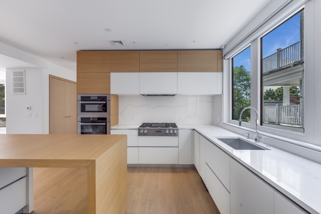 287 Tappan St, Beaconsfield