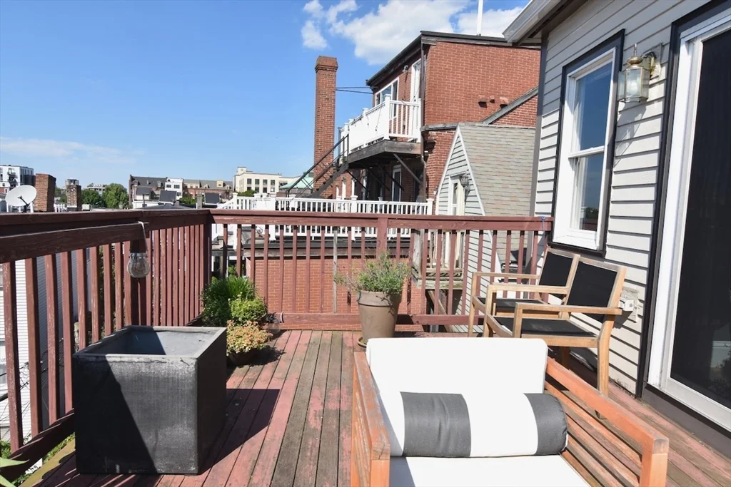 157 Dorchester St, South Boston