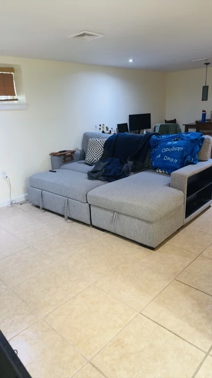 48 Trapelo, Brighton