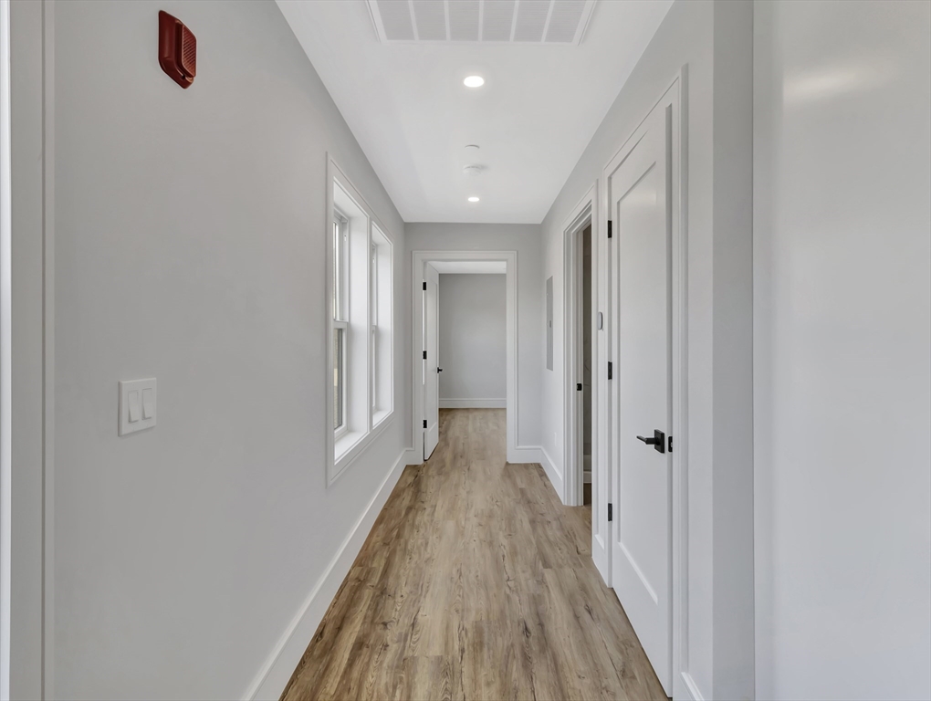 1000 Washington St, Dedham