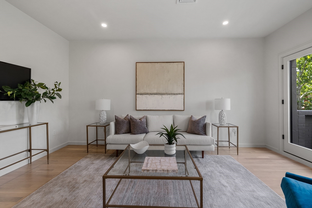 6 Claflin Rd, Aspinwall Hill