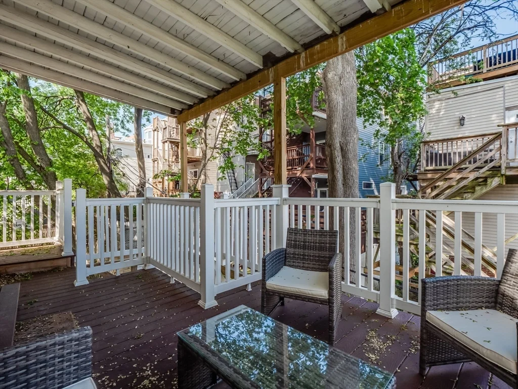 30 Mercer St, South Boston