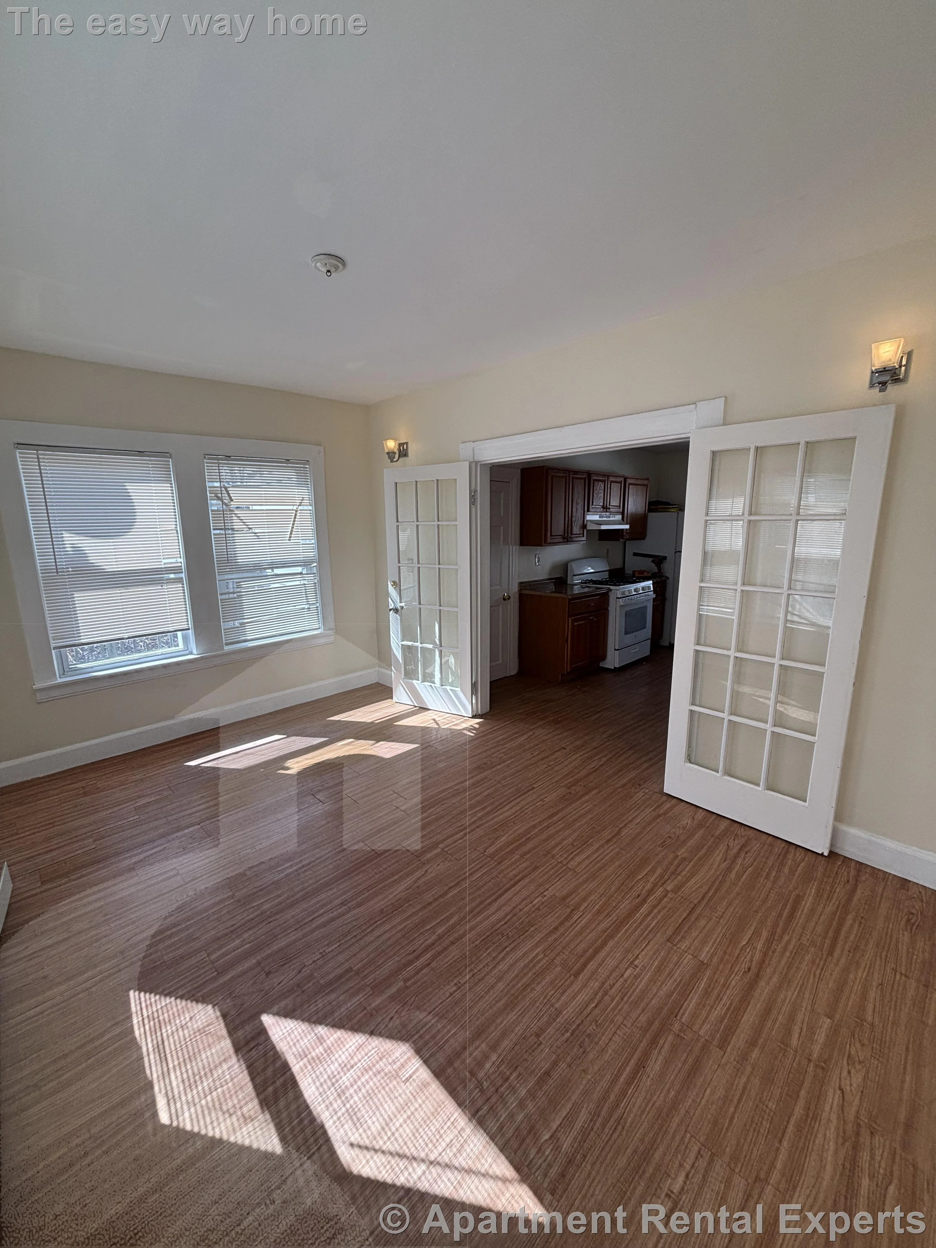 569 Main St, Tufts