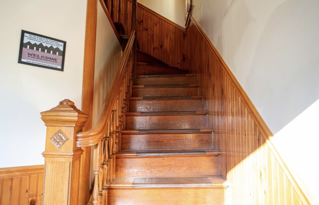 79 Heath St, Mission Hill