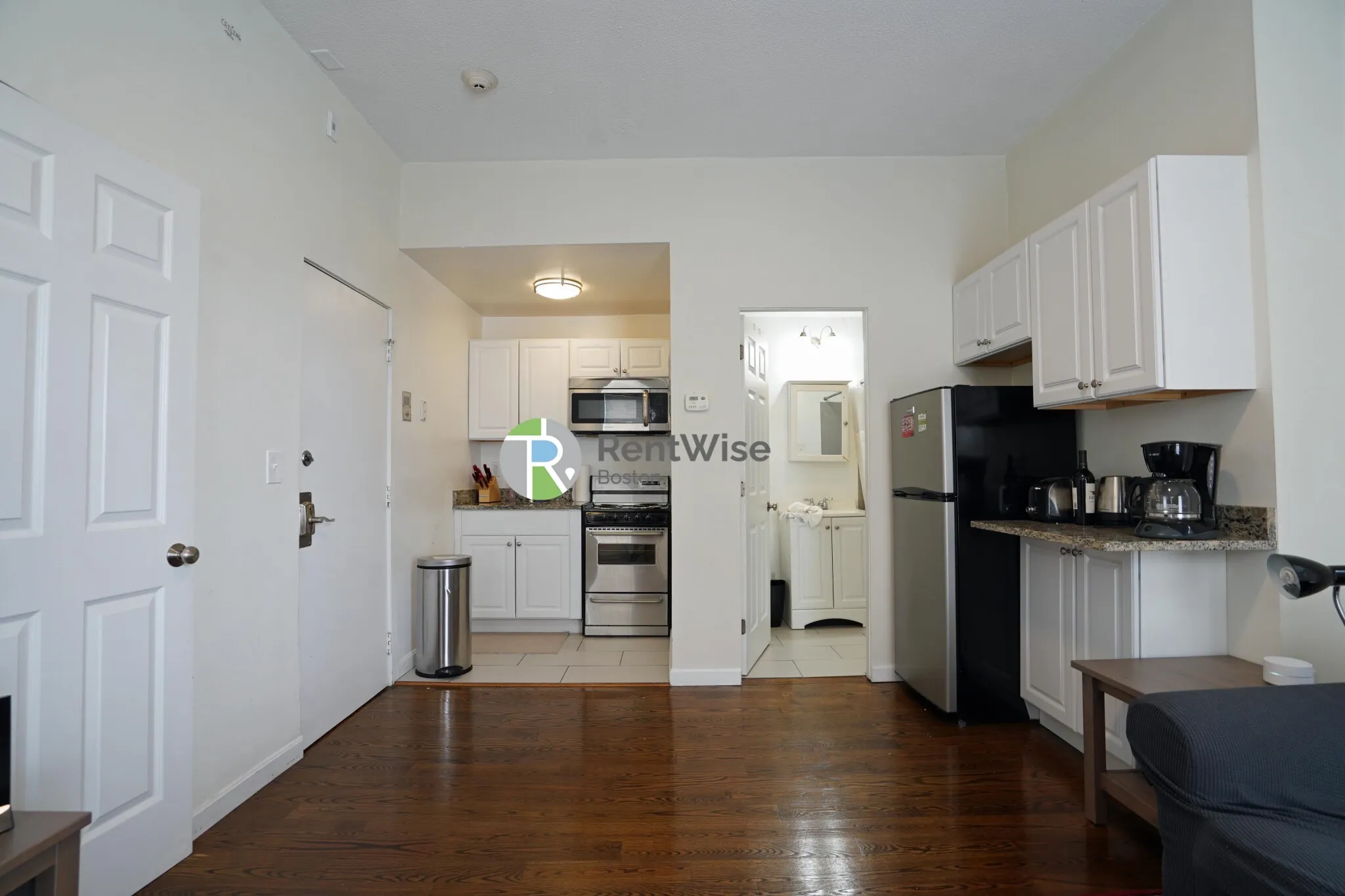 538 East Broadway, South Boston