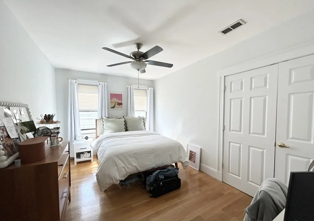 916 Dorchester St, Boston