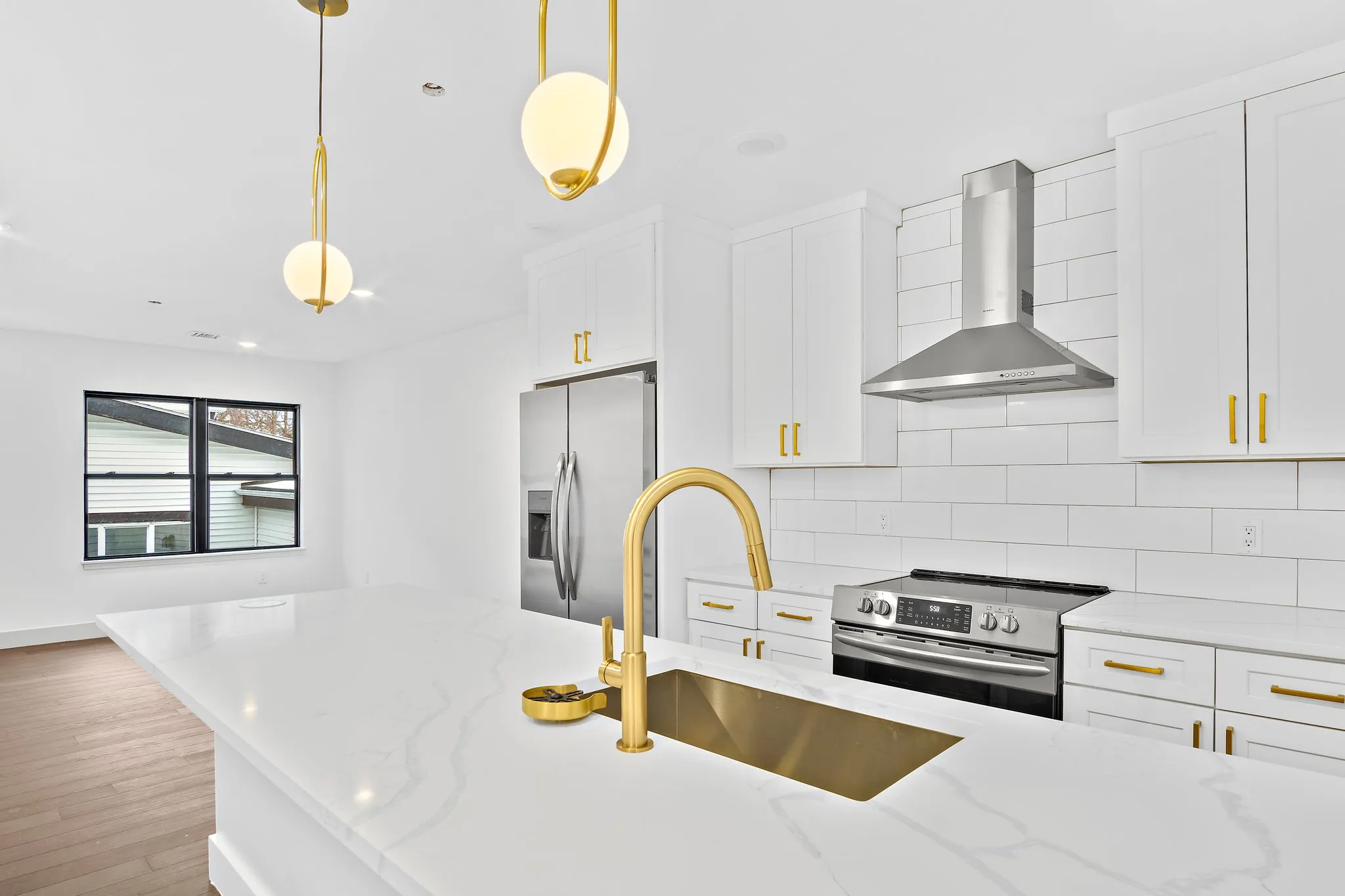 127 East Cottage St, Dorchester