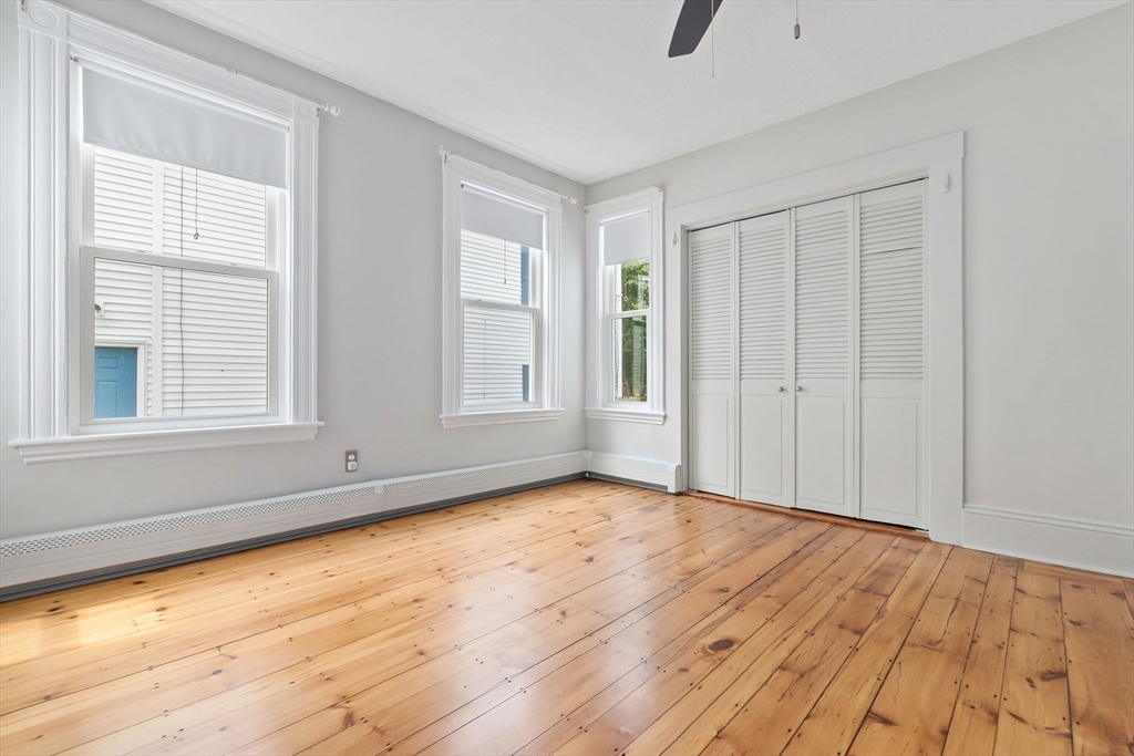 17 Lothrop St, Beverly Cove