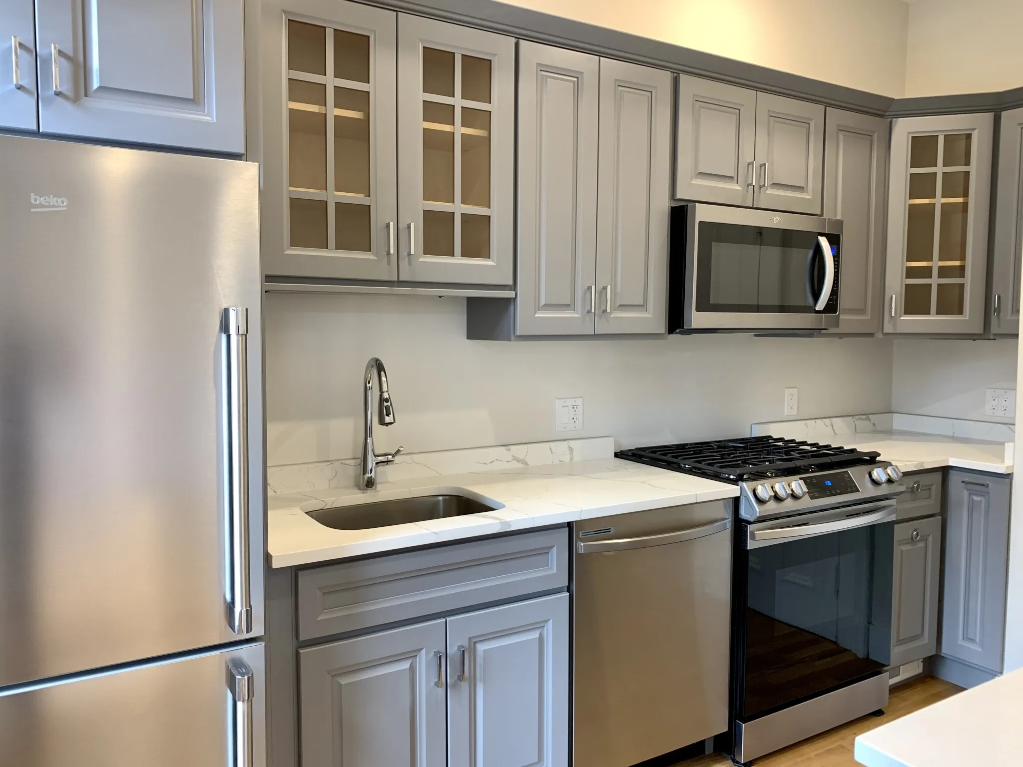 354 Marlborough St, Back Bay