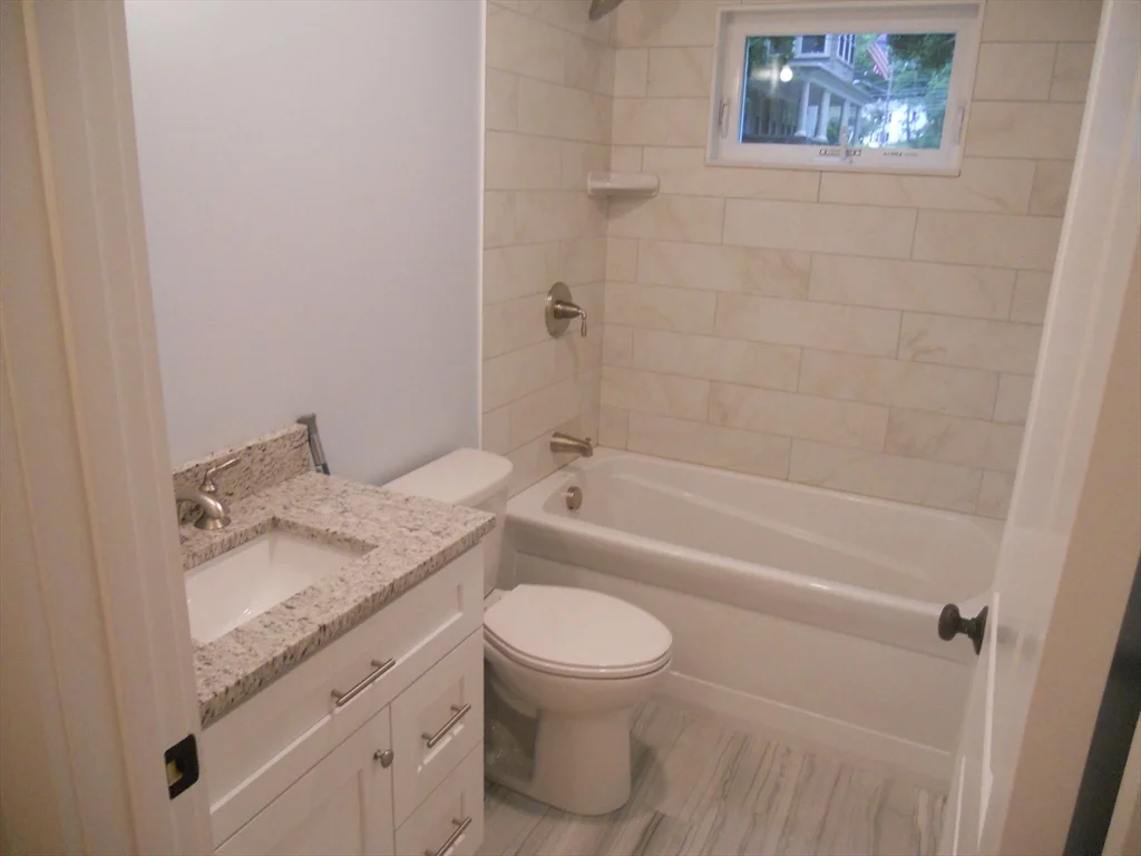 160 Weston St, Waltham