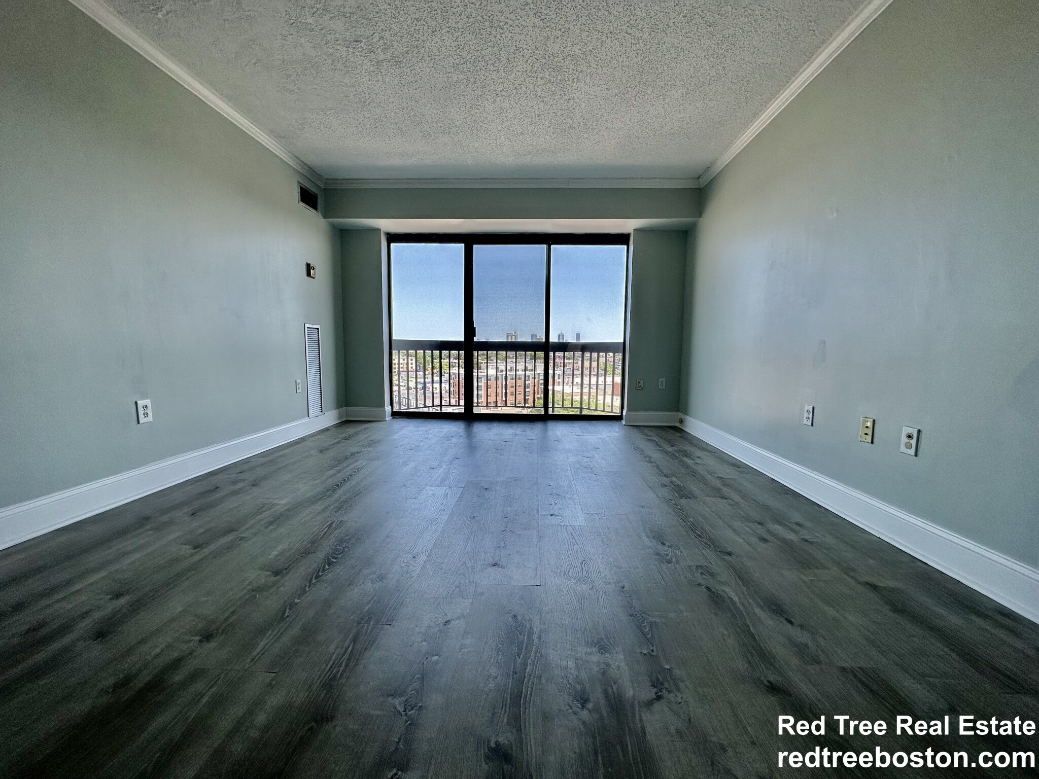 15 North Beacon St, Allston
