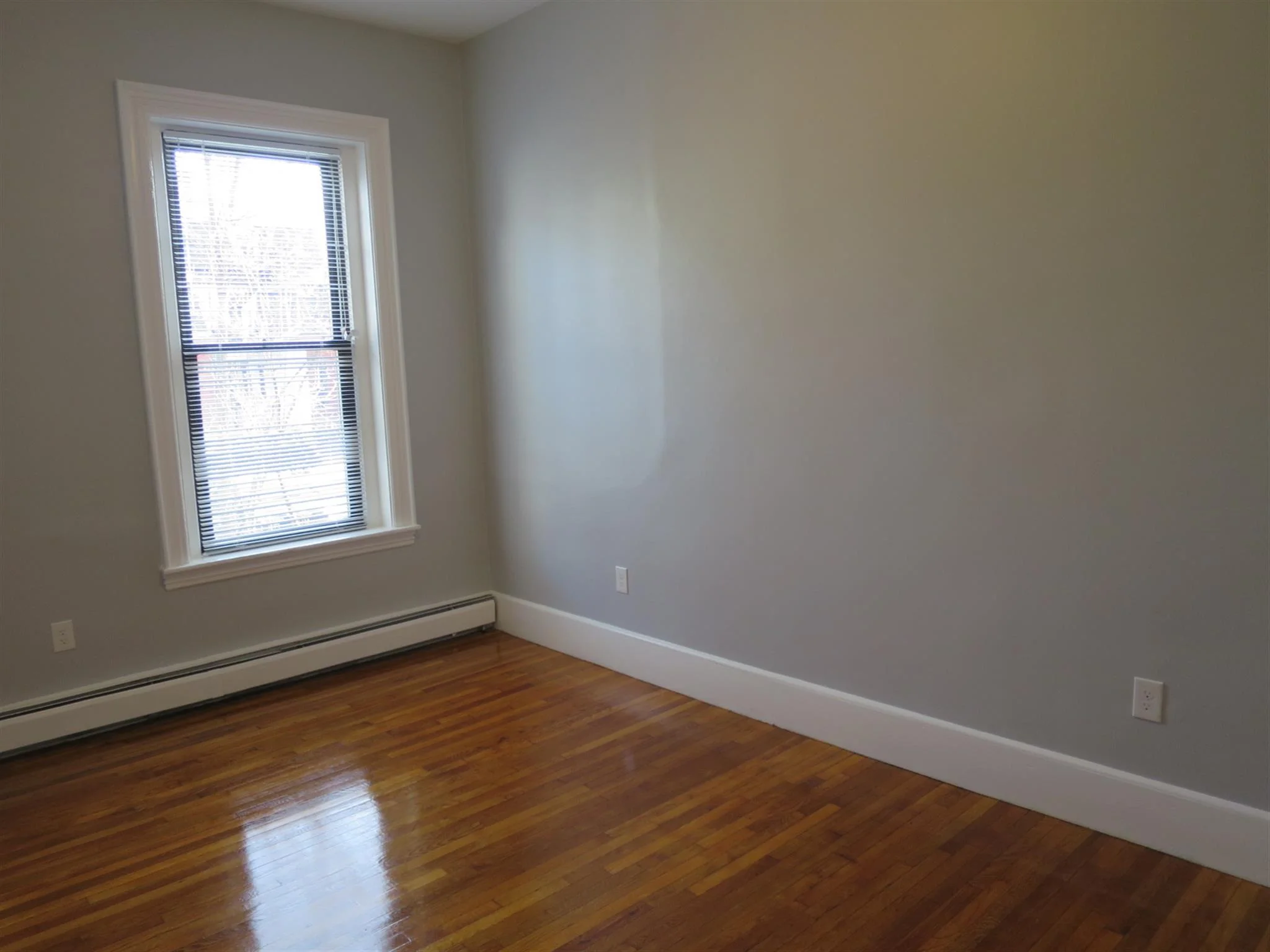 61 Adams St, Winter Hill