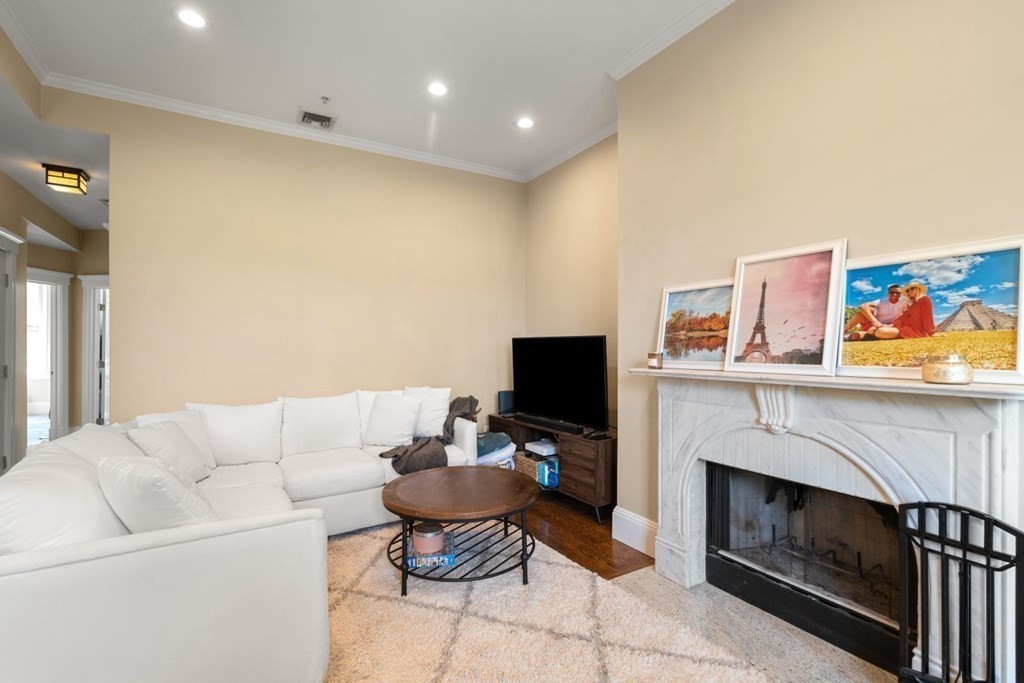 70 Waltham St, South End