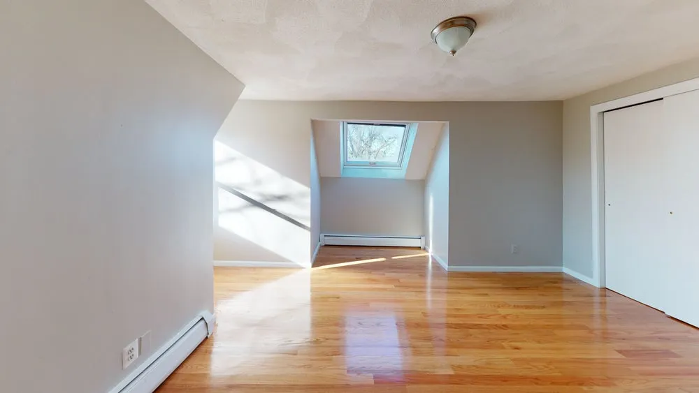 27 Kelley Ct, Allston