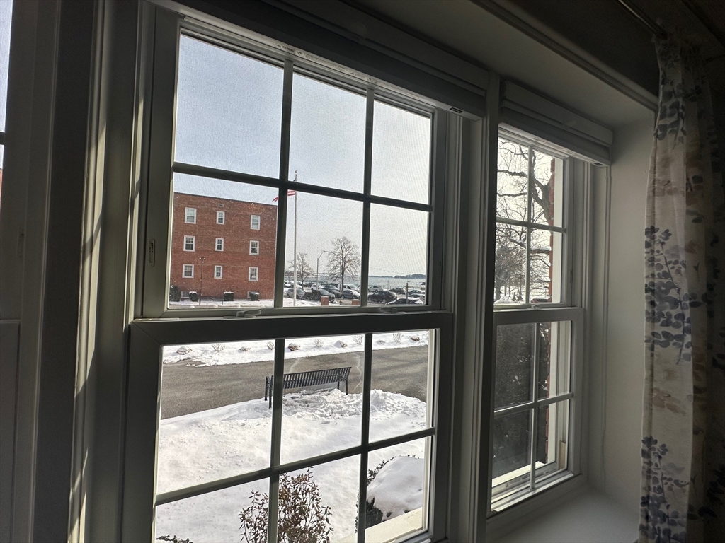 33 Lennon Ct, South Boston