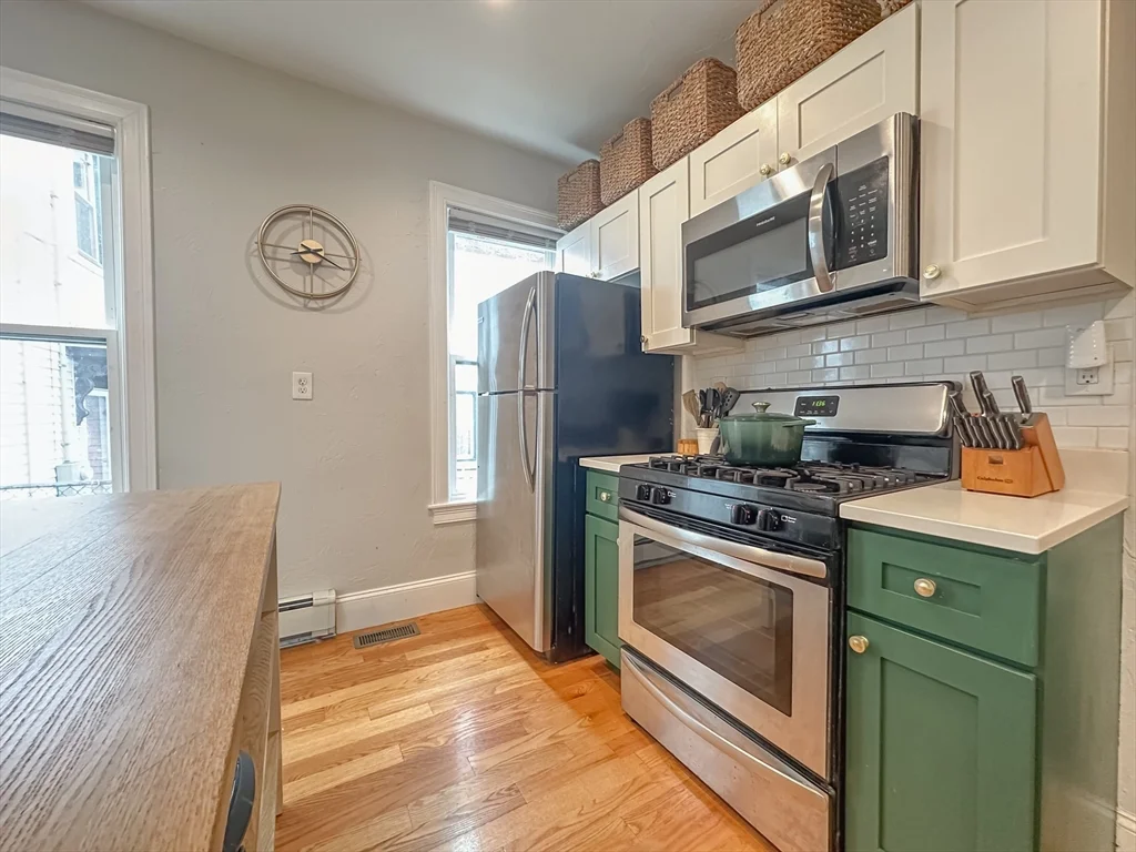 23 Elm St, Dorchester