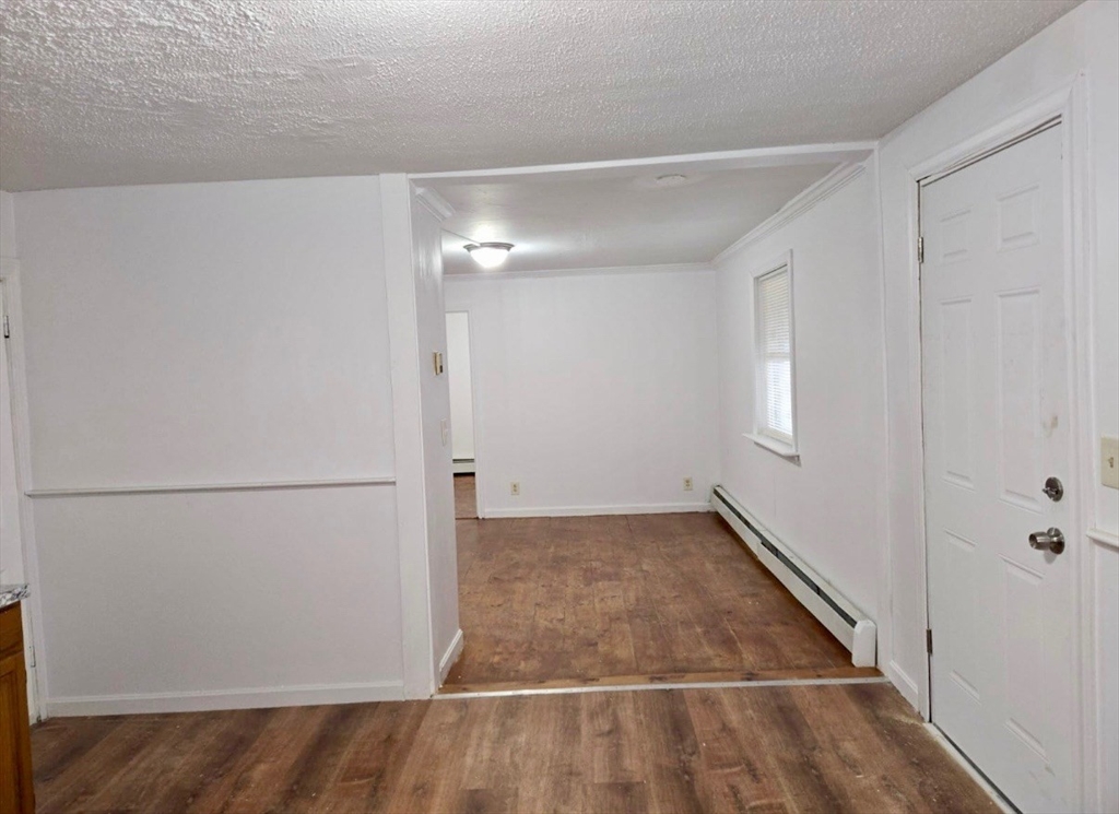 42 Salem St, Fitchburg