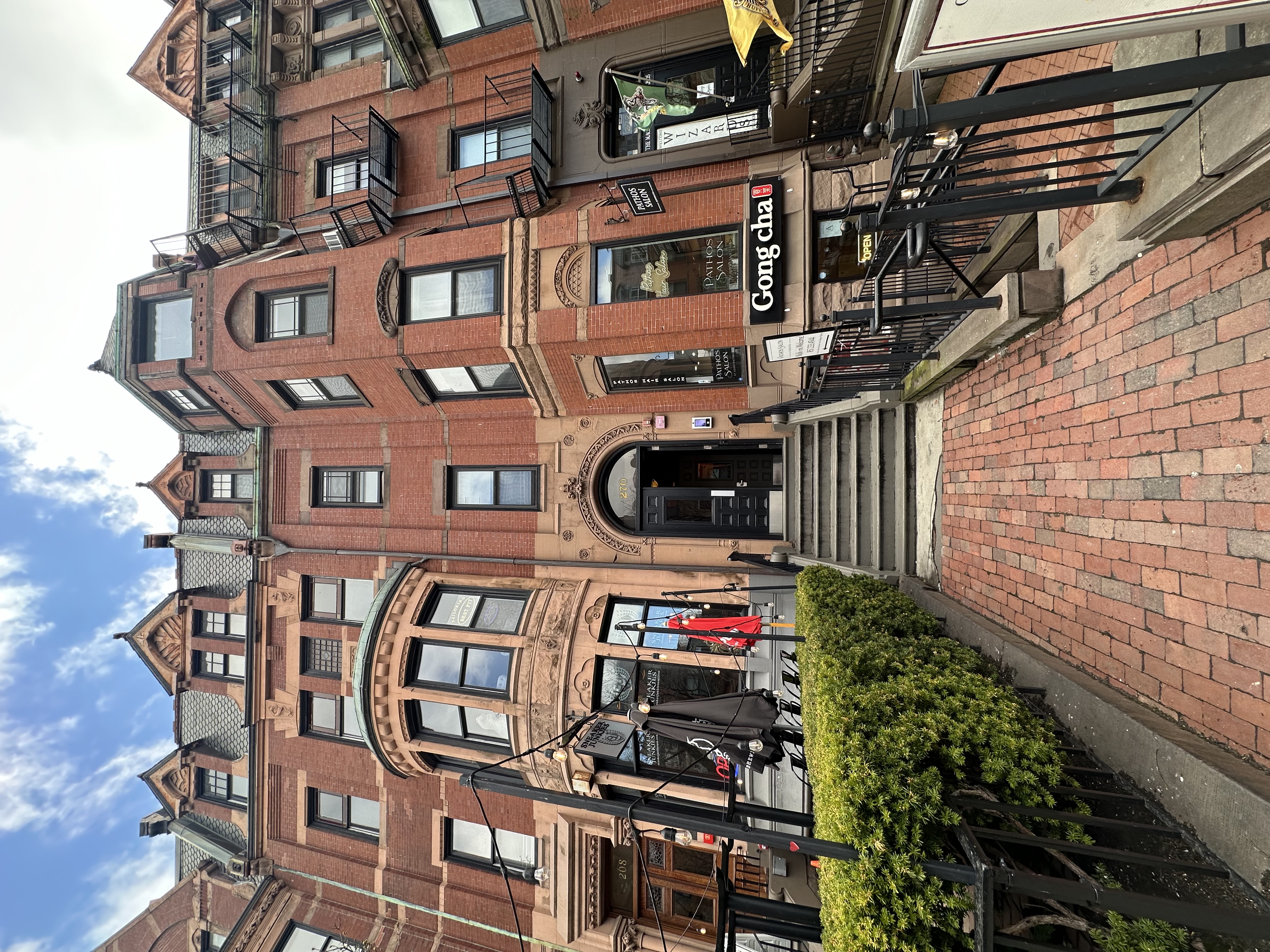 270 Newbury St, Back Bay