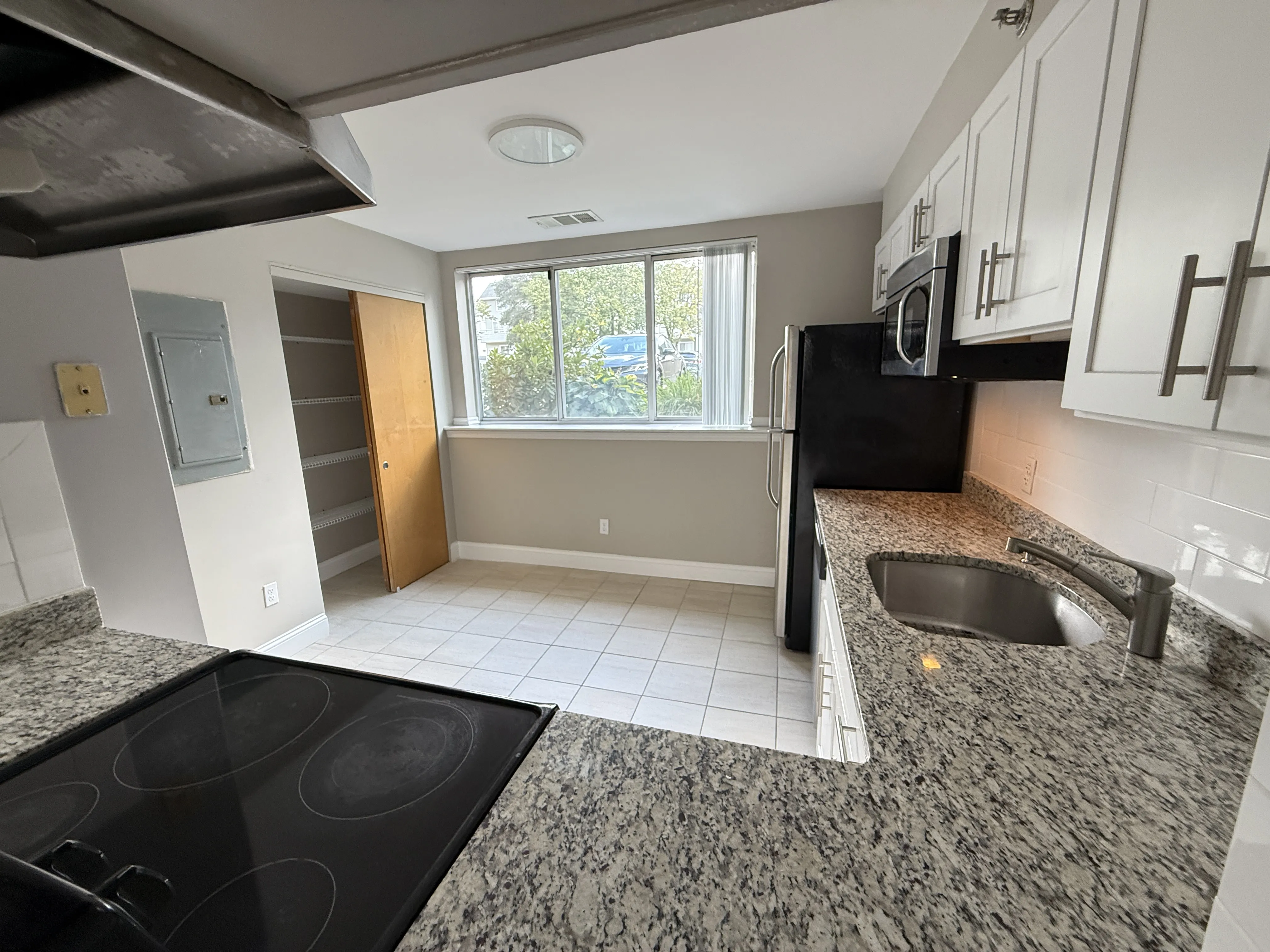 150 North Beacon St, Brighton