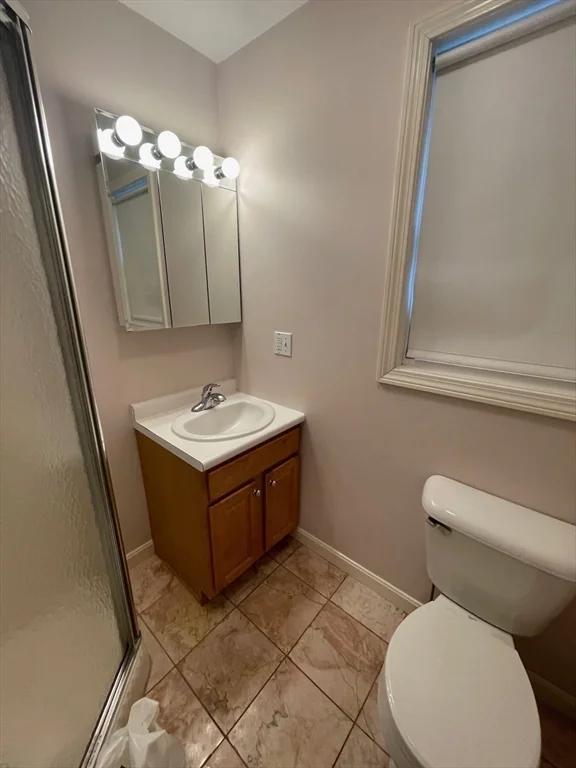 72 Cedar Rd N, Medford