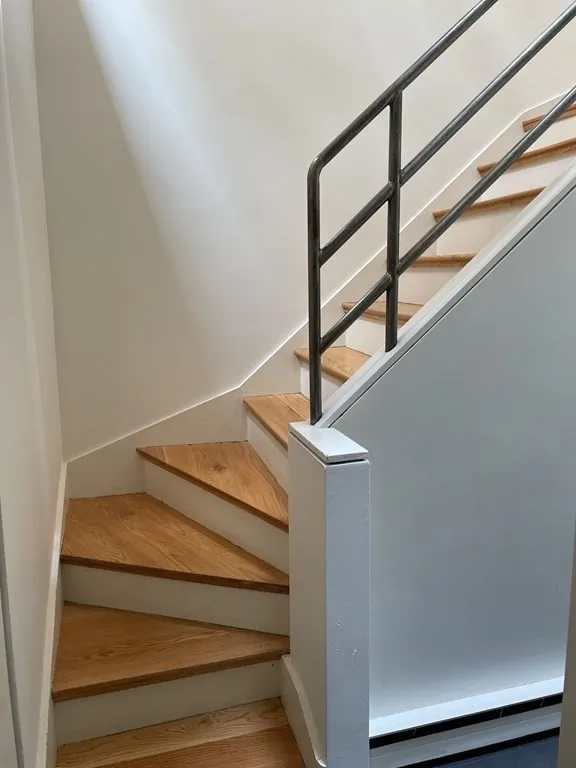 33 Lawrence St, South End