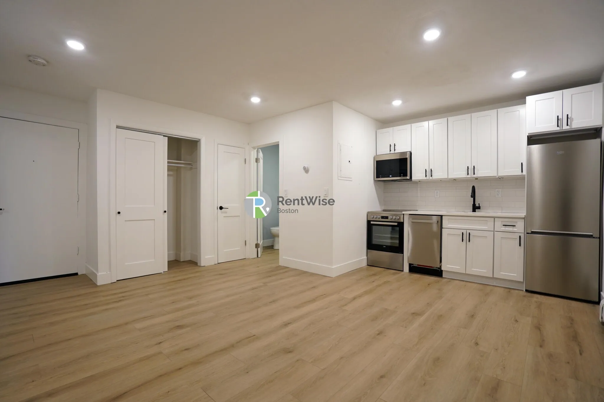 740 East 7th St, South Boston