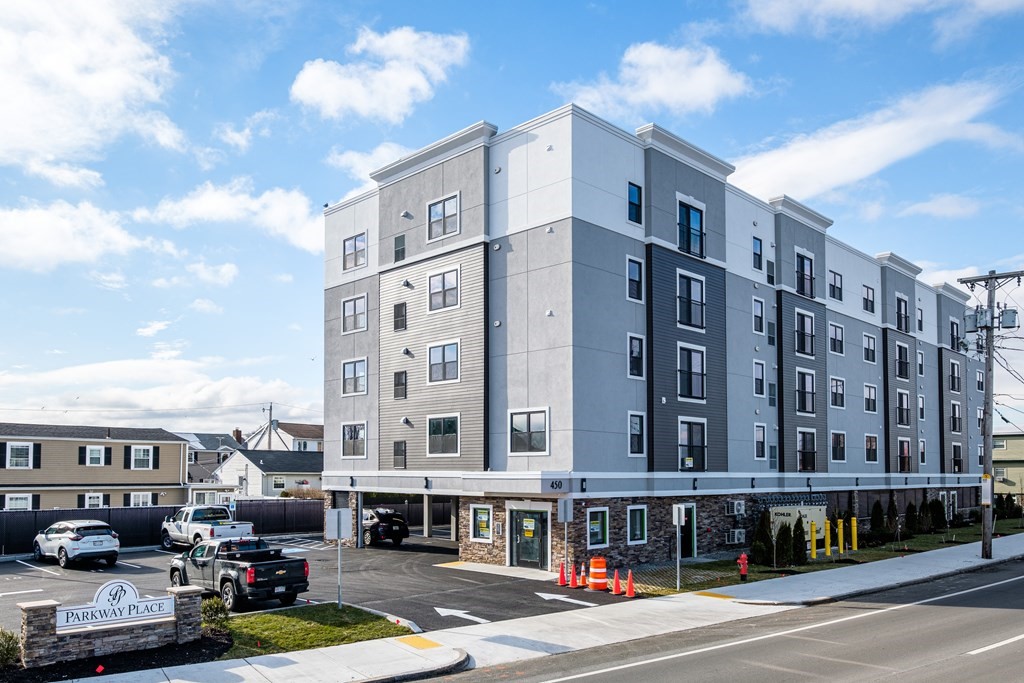 450 American Legion Highway, Revere